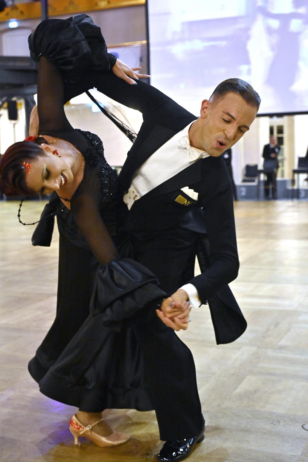 Matteo e Samanta, docenti della Masterclass di Cumbia